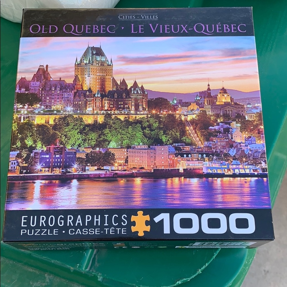 Old Quebec puzzle